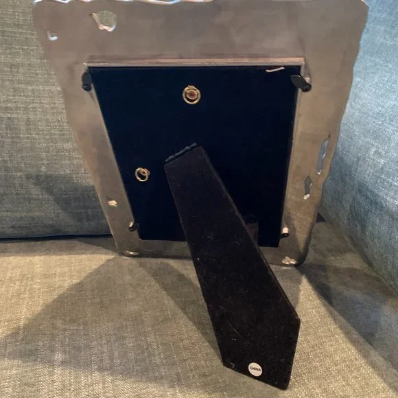 Arthur Court Aluminum Hollowware Grapes and Vines Picture Frame 5" x 7" Vintage - Picture 7 of 9